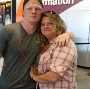 Meet your Posher, Dakota